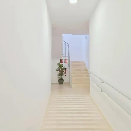 Bhost - Patos * Кордова